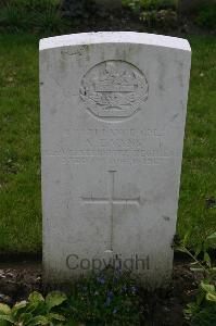 Dozinghem Military Cemetery - Evans, A